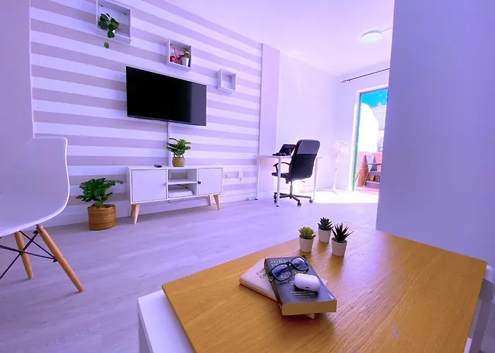 Tropicalidays Sunset Palm 公寓