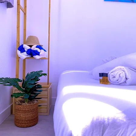 Tropicalidays Sunset Palm 公寓 *